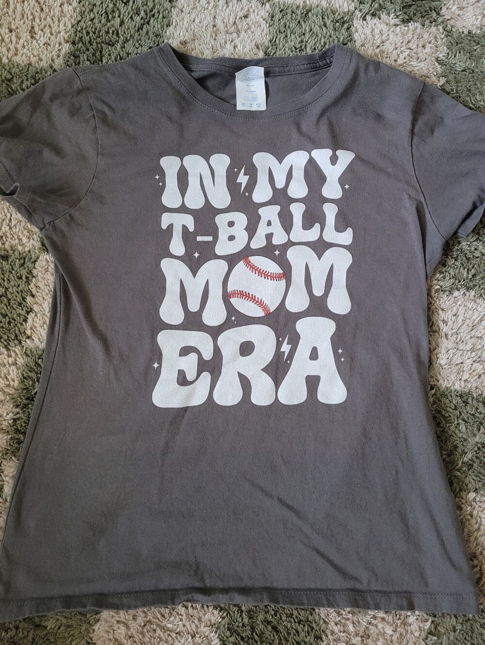 Womens Gray 'In My T-Ball Mom Era' Graphic Tee